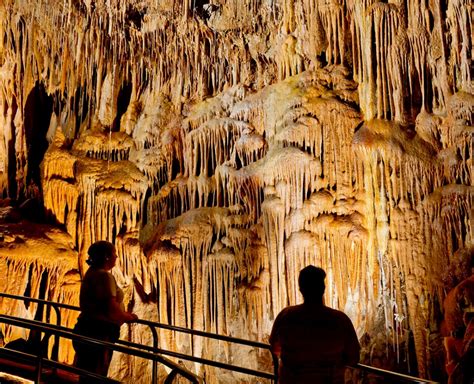 Kartchner caverns arizona - Kartchner Caverns State Park is about 45 miles southeast of Tucson, Ariz., nine miles south of Interstate 10. In addition to the caves, the park has picnic and camping areas. The caves